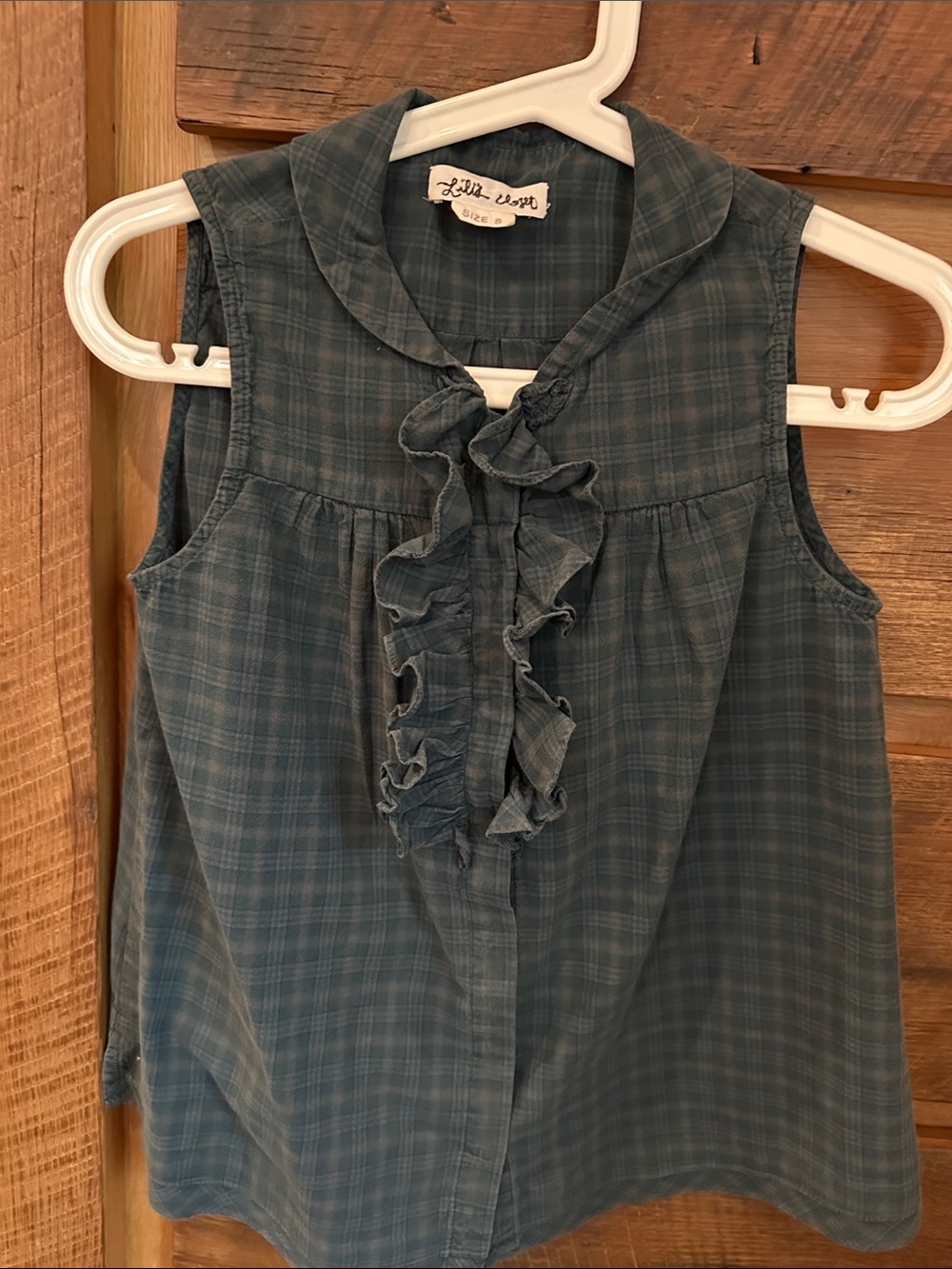 Anthropologie Blue/green plaid sleeveless blouse size Small hidden snap placket